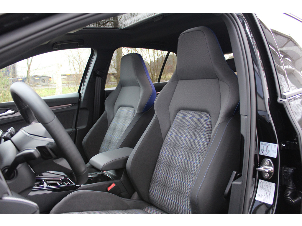 Volkswagen Golf 1.5 eHybrid GTE 48249114-37.jpg | LSN Lease