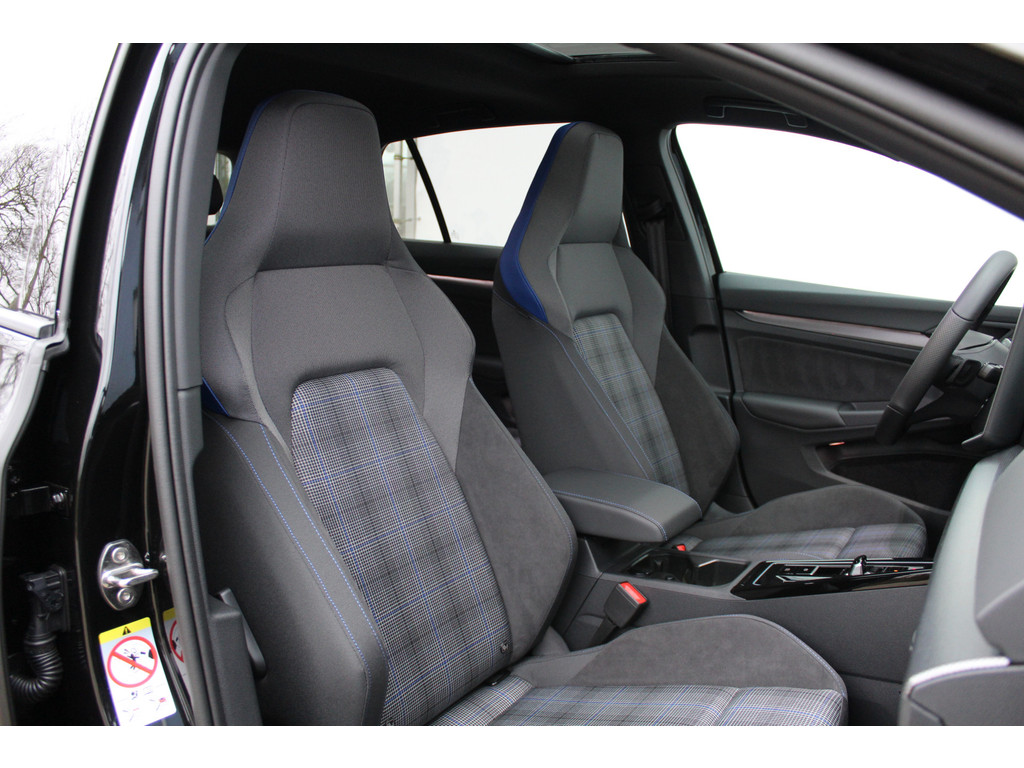 Volkswagen Golf 1.5 eHybrid GTE 48249114-44.jpg | LSN Lease