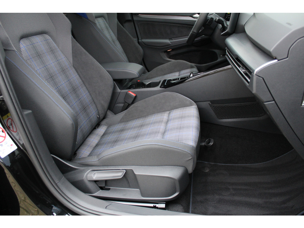Volkswagen Golf 1.5 eHybrid GTE 48249114-45.jpg | LSN Lease