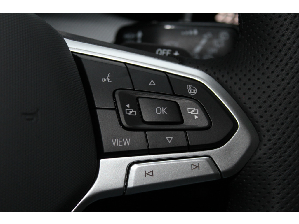 Volkswagen Golf 1.5 eHybrid GTE 48249114-51.jpg | LSN Lease