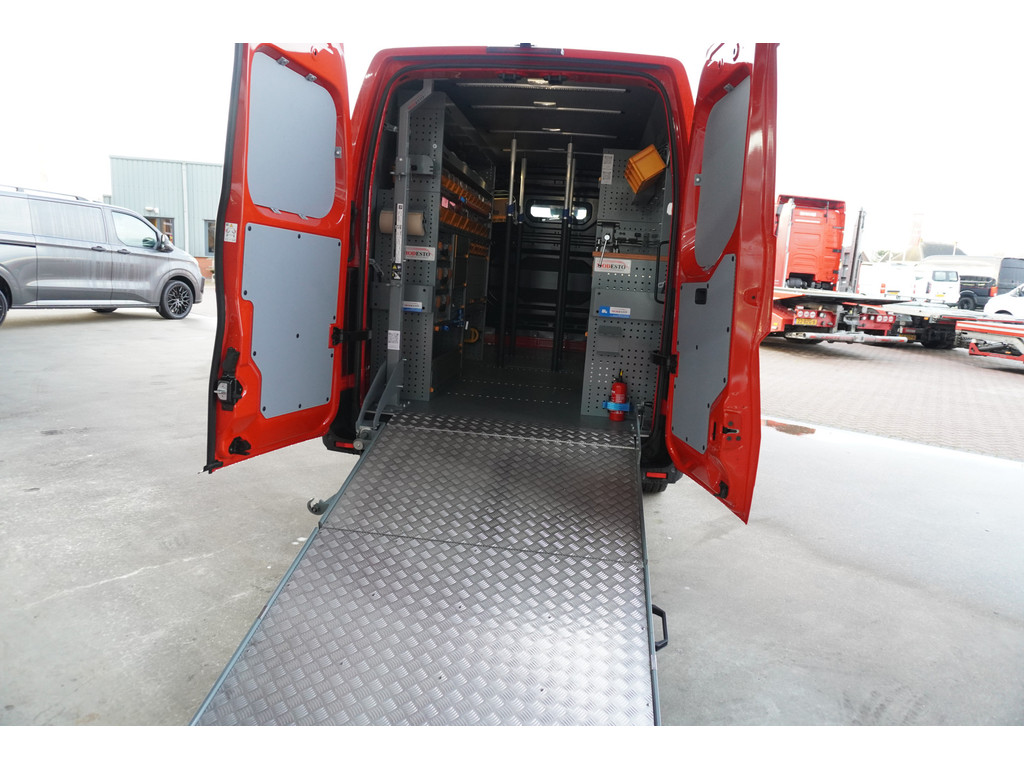 Renault Master T35 2.0 dCi 170PK L3H2 met COMPLETE WERKPLAATS INRICHTING 49644257-0.jpg | LSN Lease