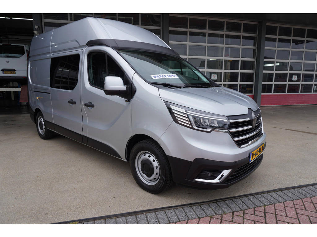 Renault Trafic 2.0 Blue dCi 170PK T30 L2H2 Rolstoelbus met schans 56109180-0.jpg | LSN Lease