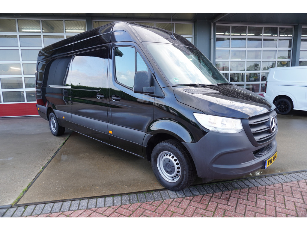 Mercedes-Benz Sprinter 317 CDI 170pk L3H2 RWD 3500kg Automaat Trekhaak met oprijschans/ 56479418-0.jpg | LSN Lease