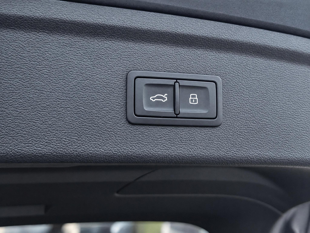 Audi A3 Sportback 45 TFSI e S edition Competition 57761590-19.jpg | LSN Lease